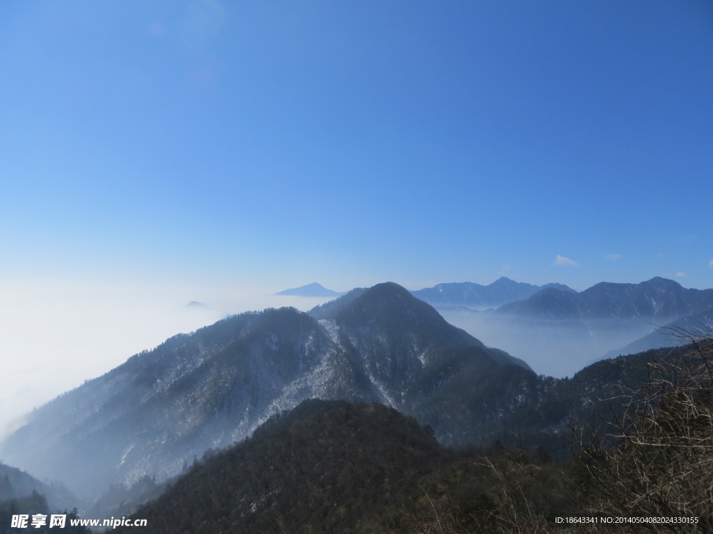 山峦