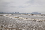 惊涛拍岸