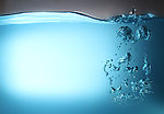 水珠水泡水中