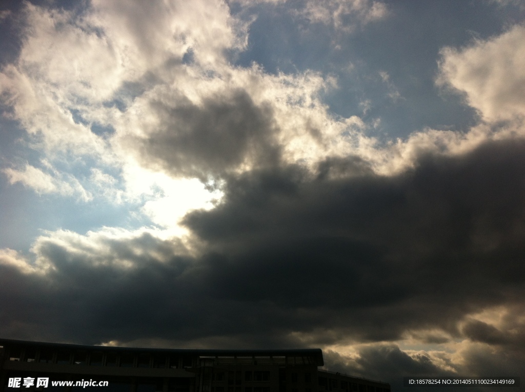 天空