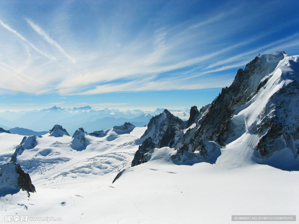 阿尔卑斯山 雪朗峰
