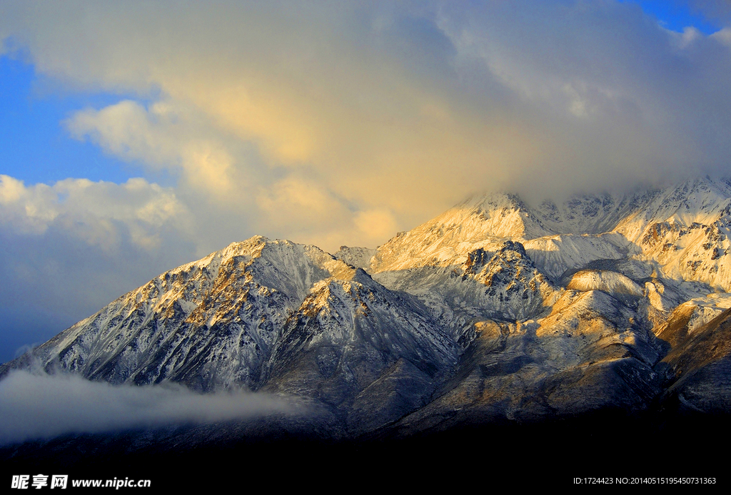 雪山风光