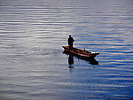 泸沽湖泛舟
