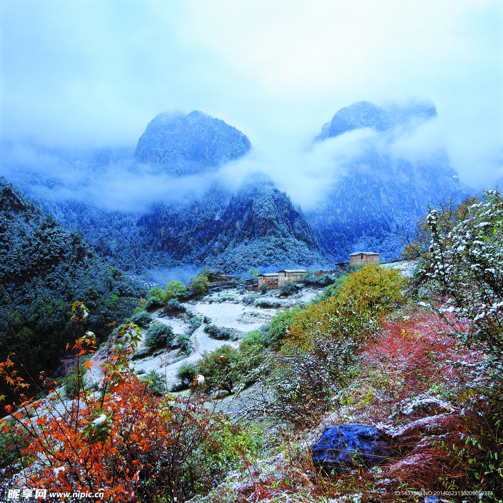 香格里拉乡间风景