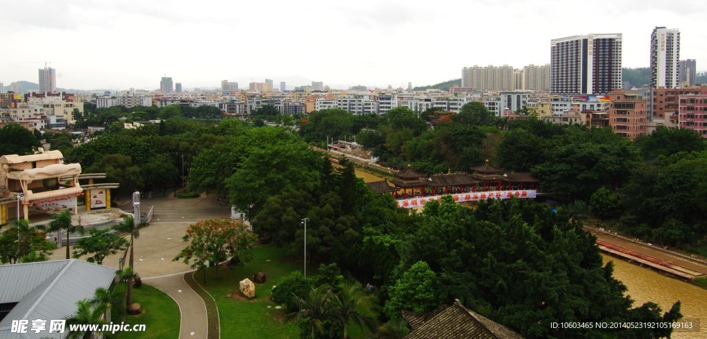 城市河流绿色景观