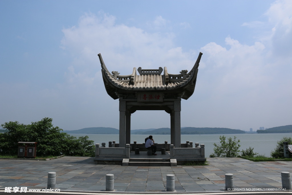 东湖风光