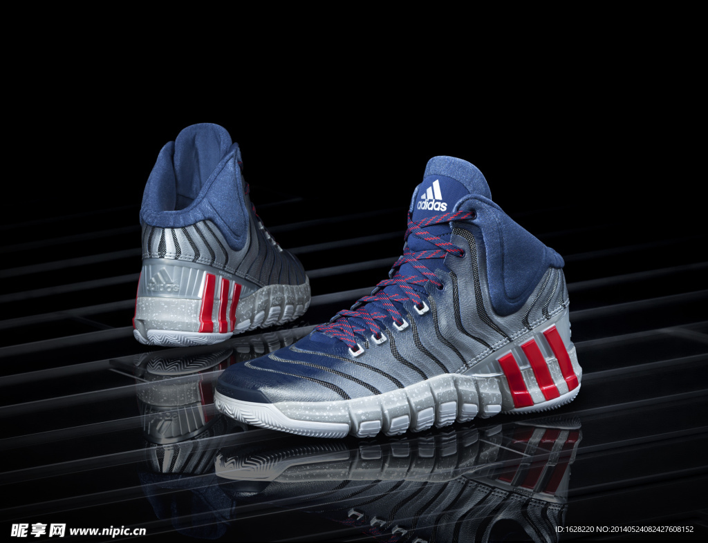 ADIDAS篮球鞋