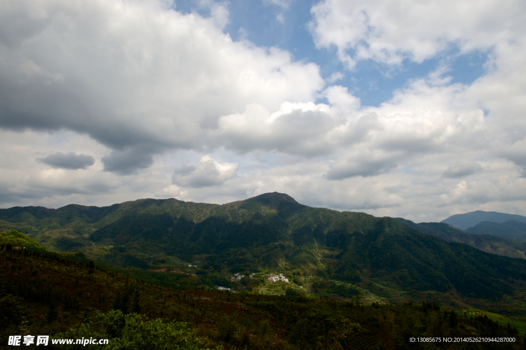 青山