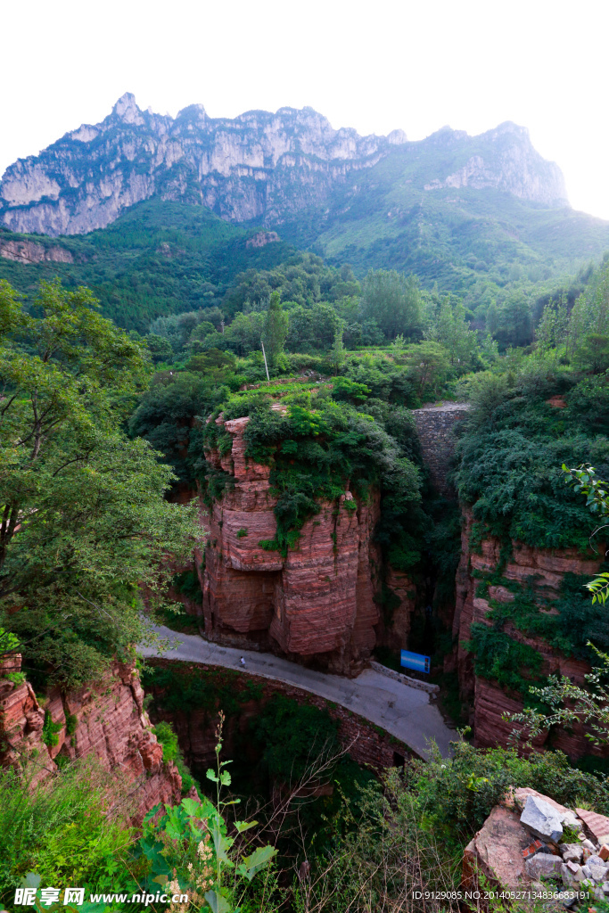 郭亮洞挂壁公路