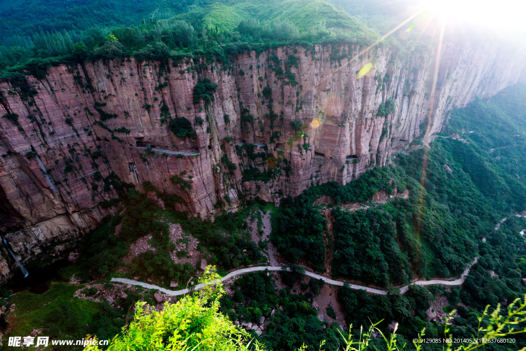 郭亮洞挂壁公路