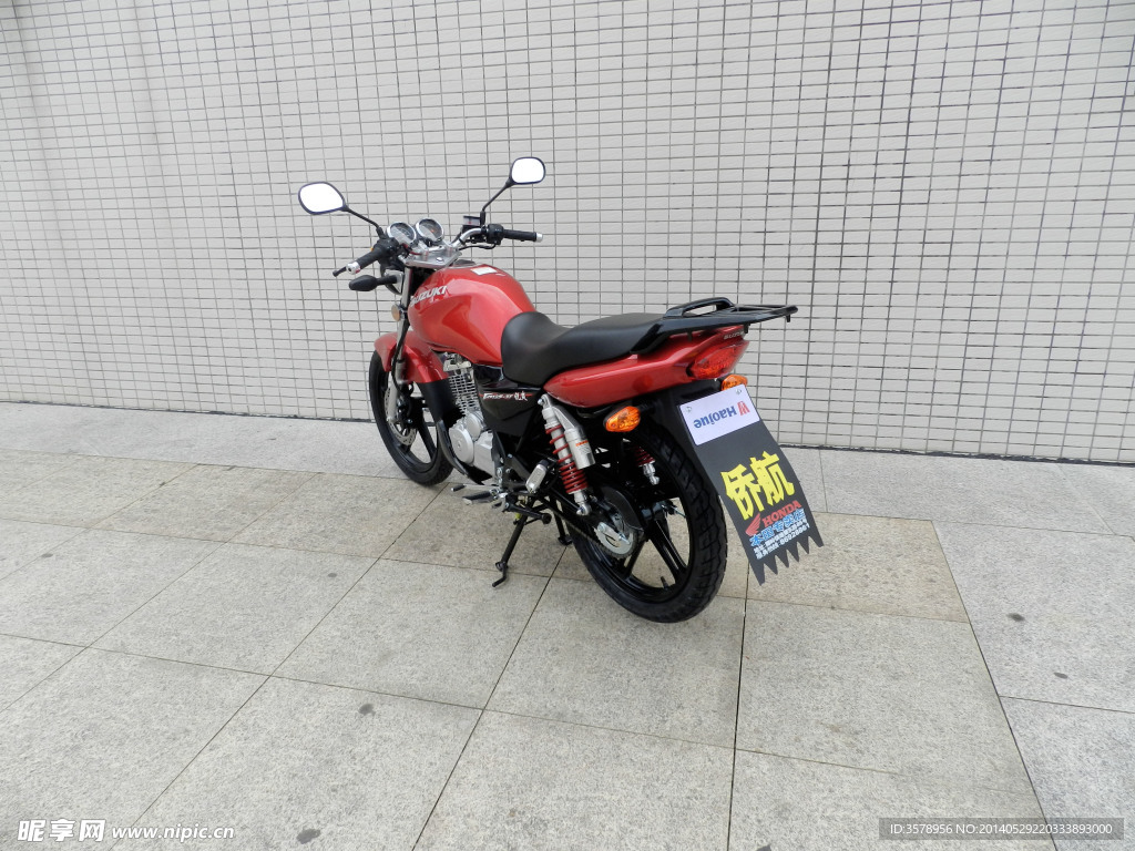 摩托车125 3f红