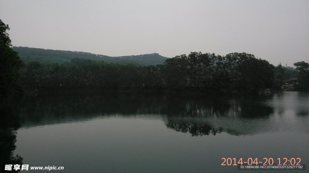 湖水