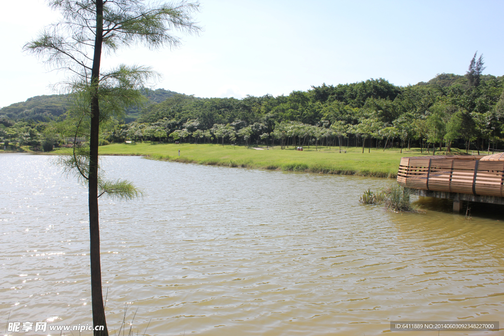 青山湖水