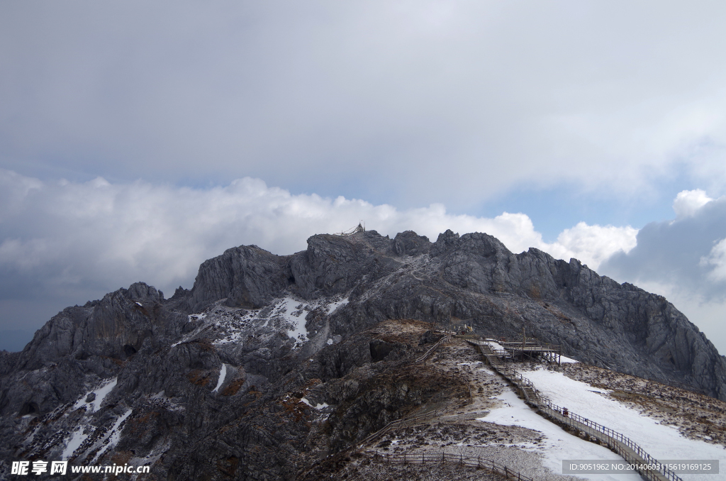 石卡雪山