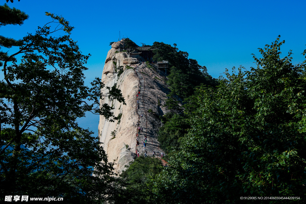 华山