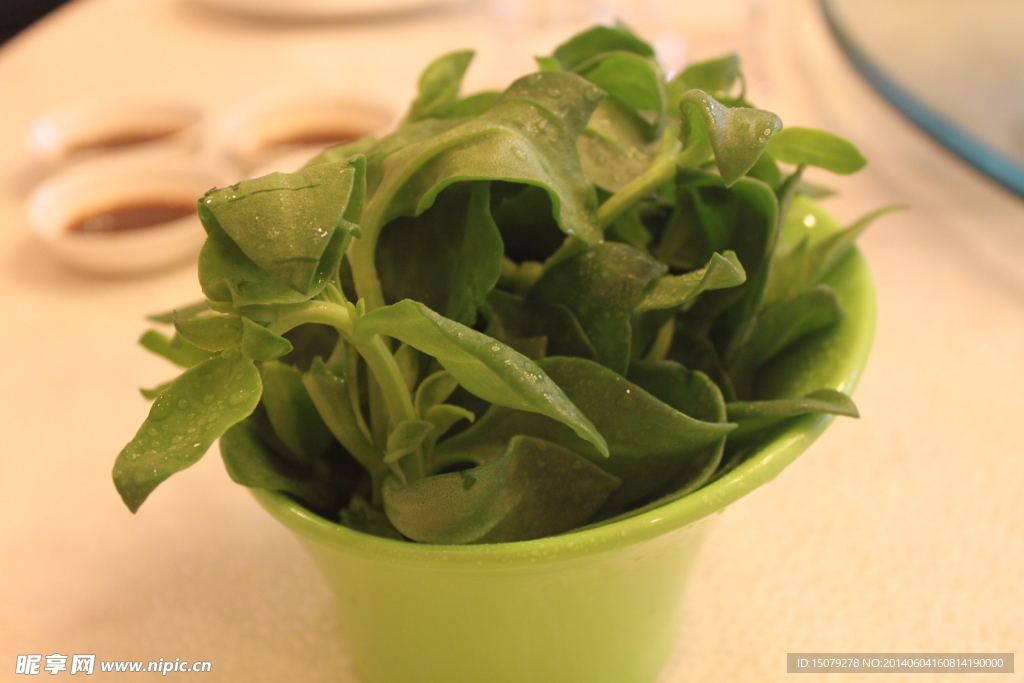 火锅 蔬菜 豆芽 油菜