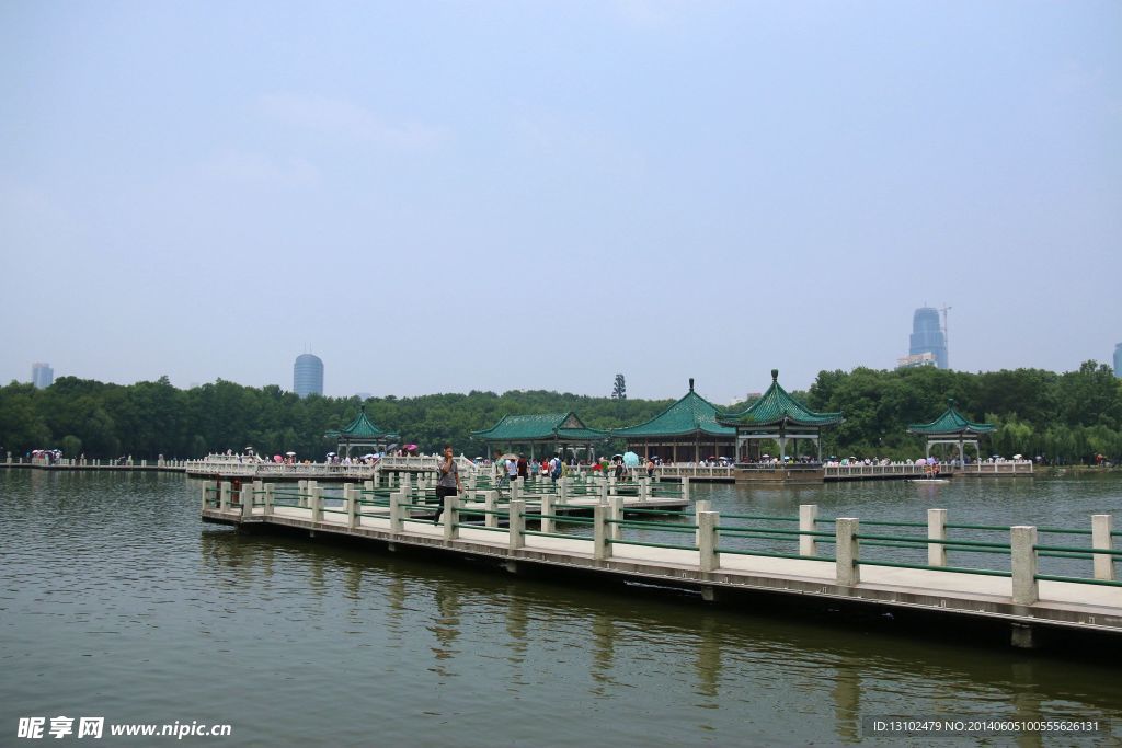 东湖风光