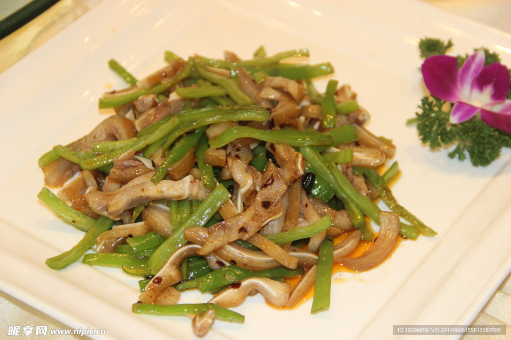 本帮菜 豉香青椒爆耳
