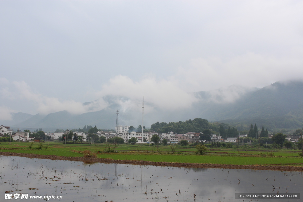 云岭罗里村风景