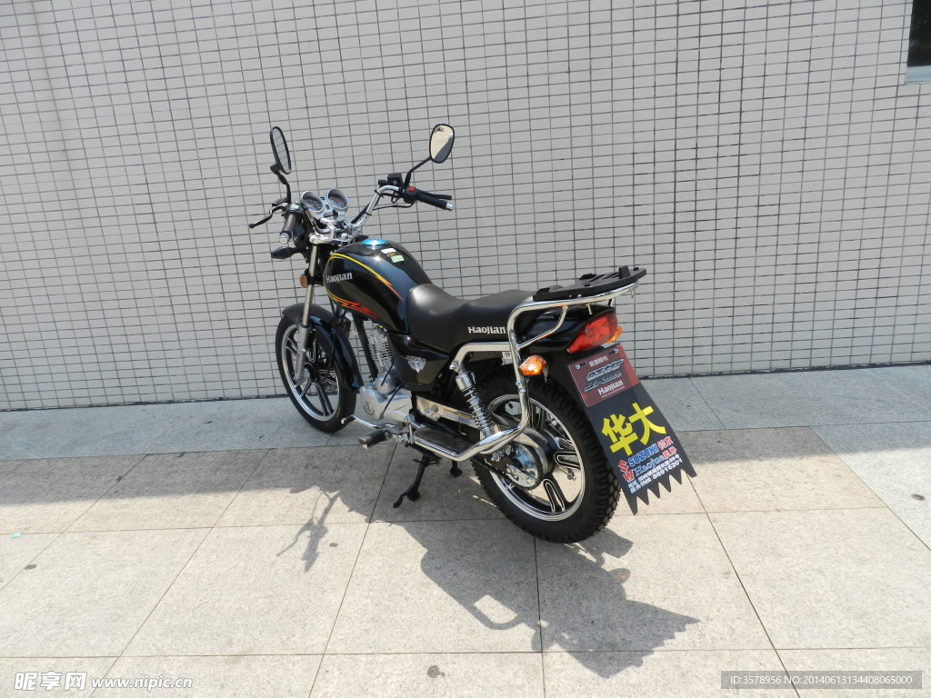 摩托车HJ125-4B黑新款
