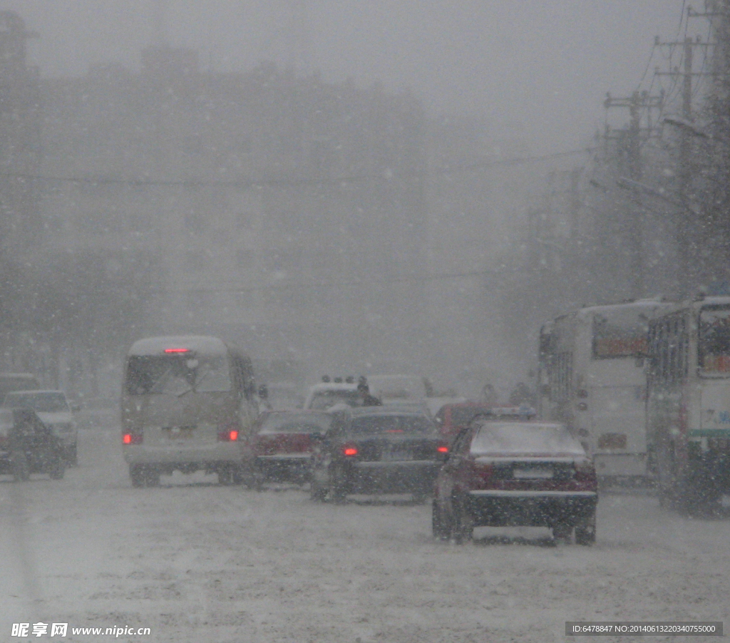 雪中街景