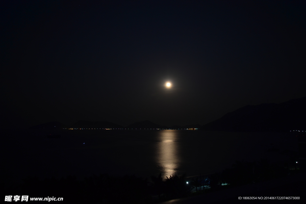 黑色的下川岛夜景