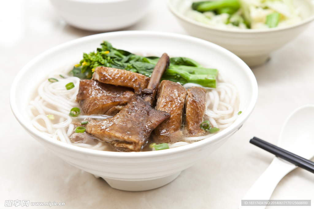 焖鹅濑粉