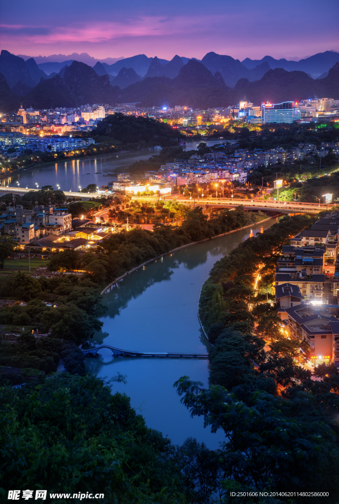 广西桂林城夜景