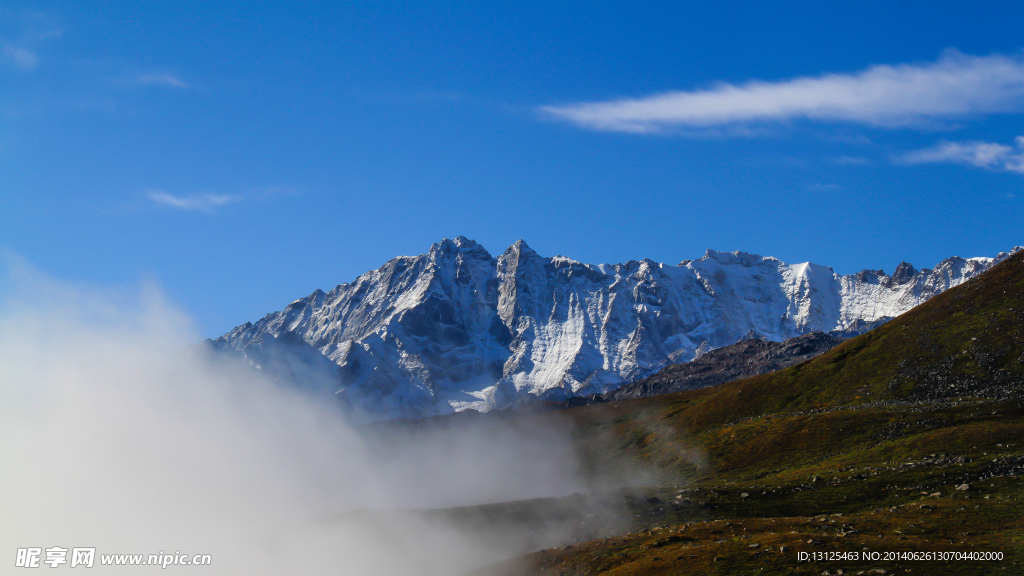 贡嘎雪山