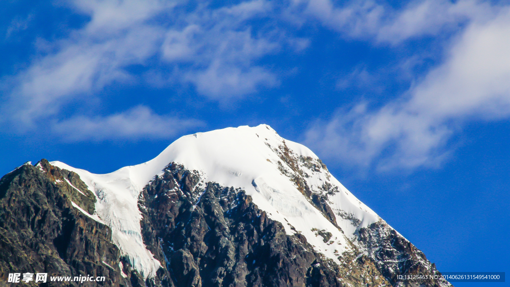 贡嘎雪山