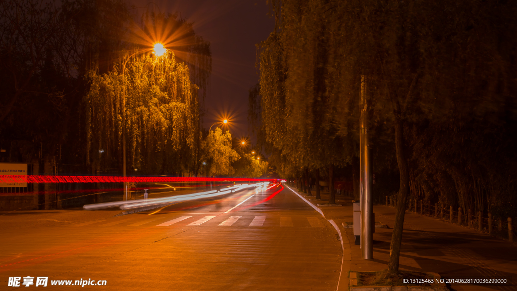 府南河夜景