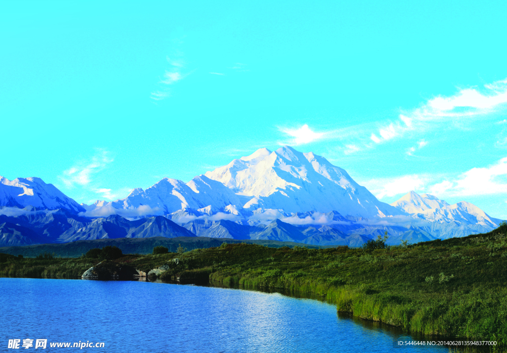 长白山湖水