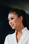 女模