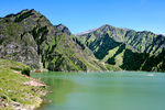 山峰湖泊风光