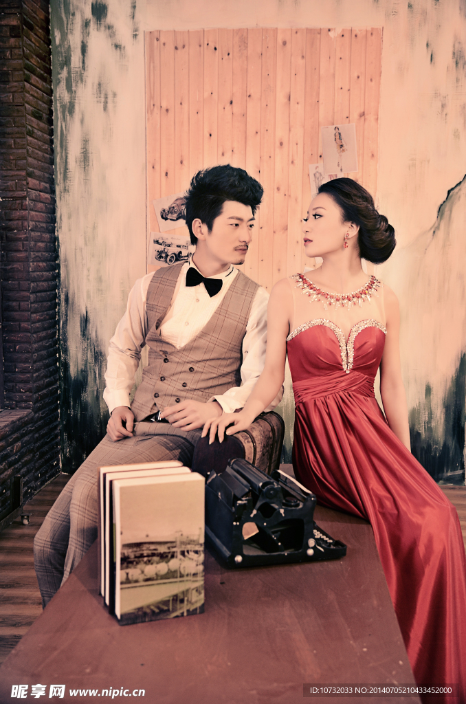 个性婚纱照 婚纱照