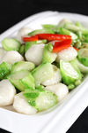 丝瓜毛豆烧鱼圆
