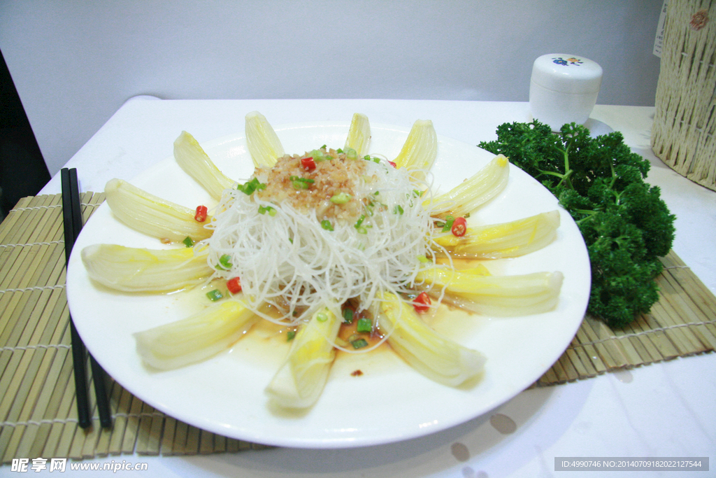 粉丝蒸白菜