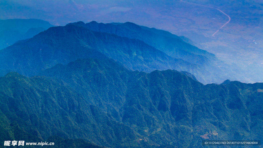 峨眉山