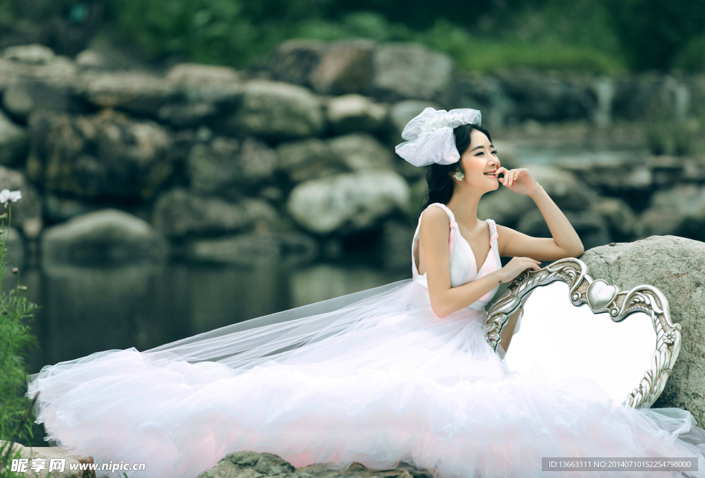 婚纱美女