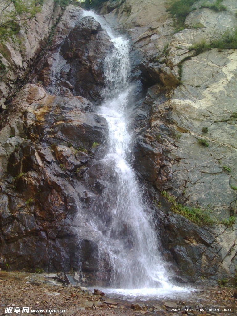 绵山瀑布