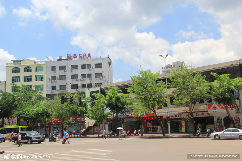 琼海市街景