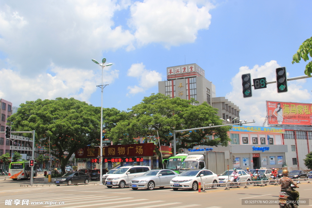 琼海市街景