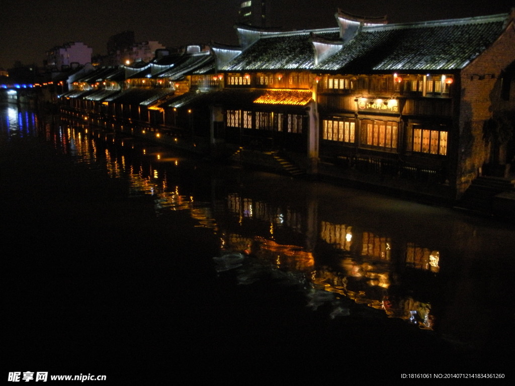 江南古民居灯光夜景