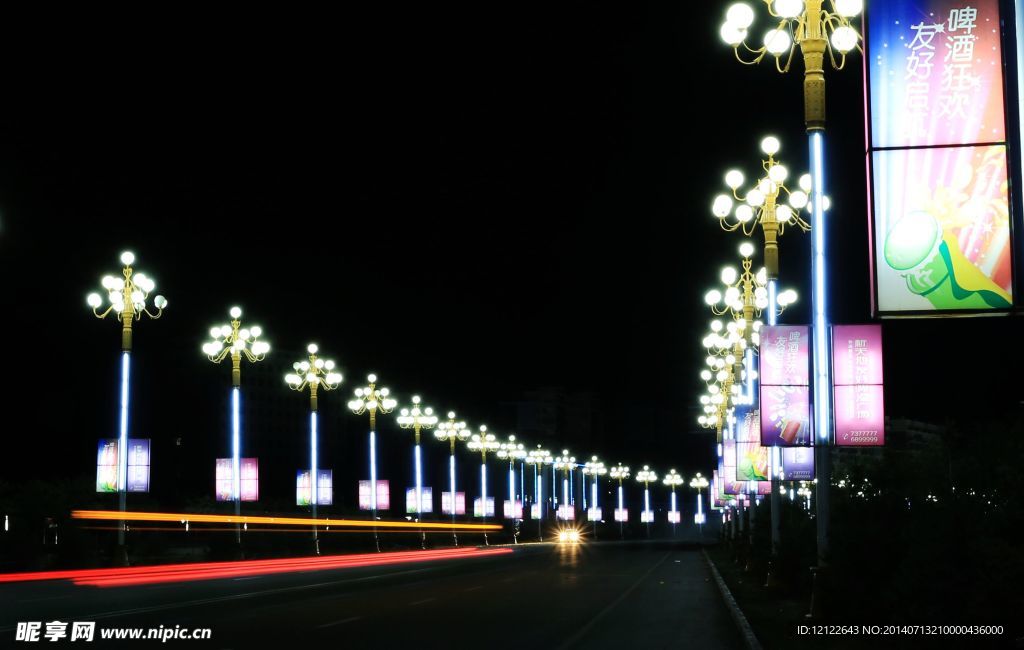 乌苏夜景