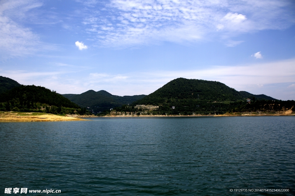 升钟湖美景