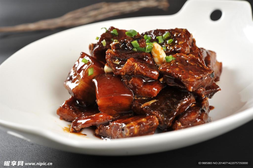 鱼干烤肉