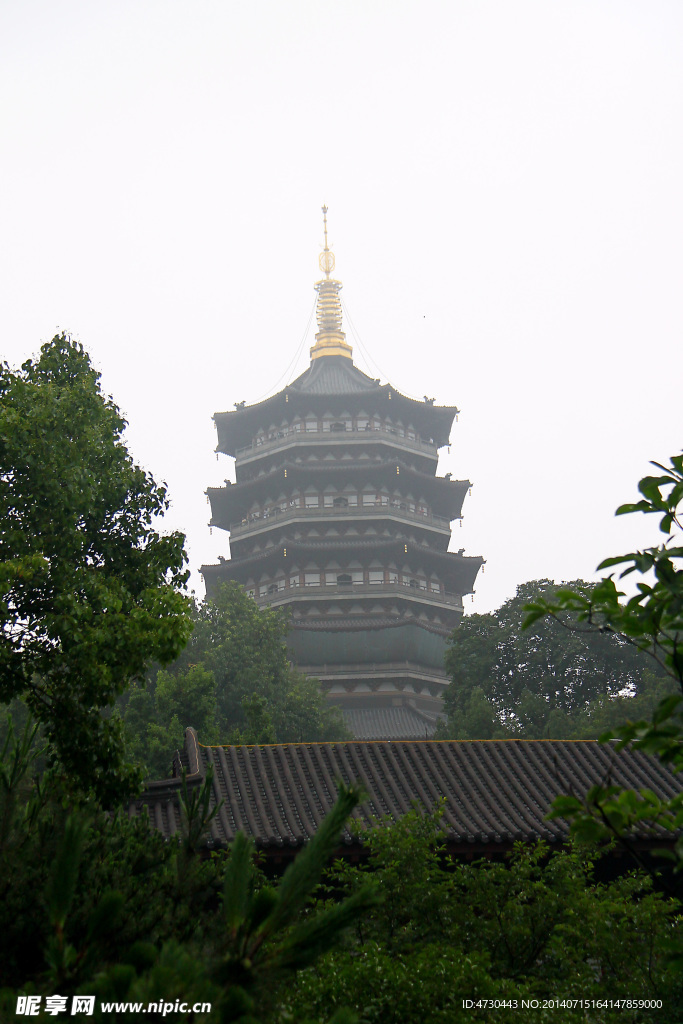 雷锋塔