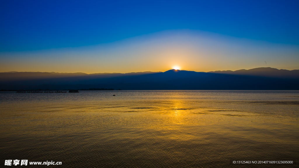 邛海