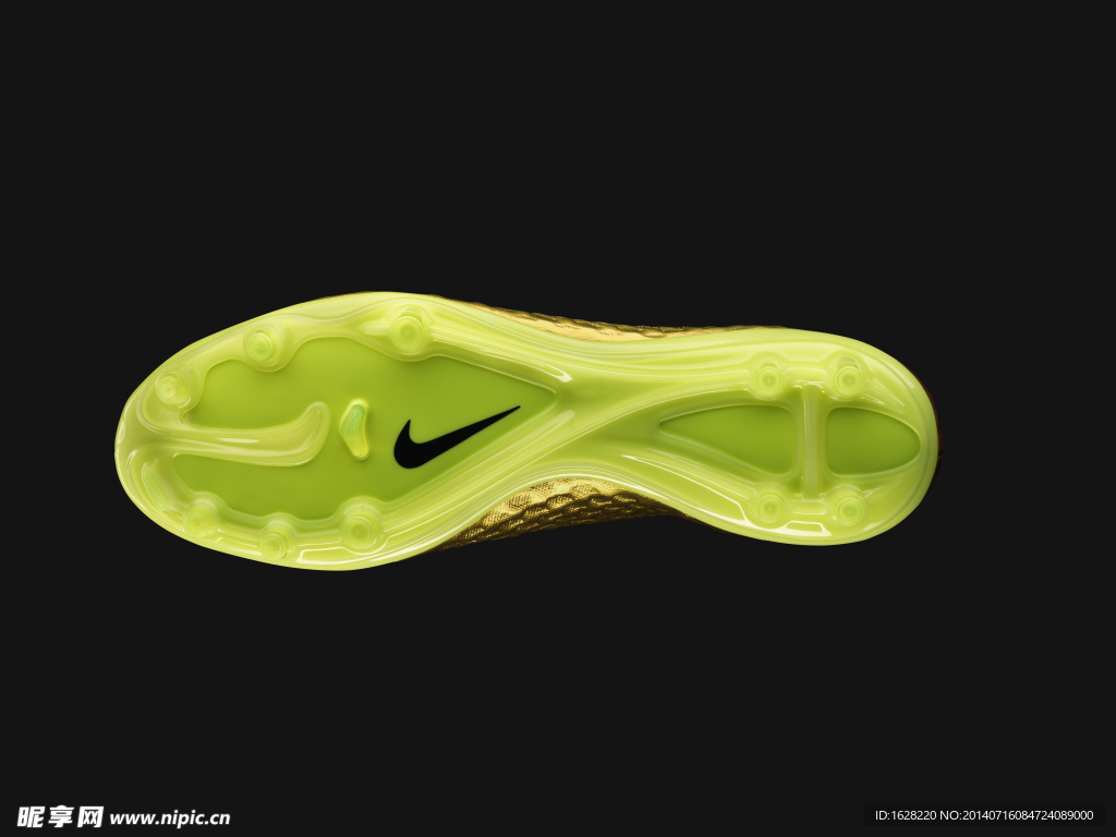 NIKE 顶级足球鞋