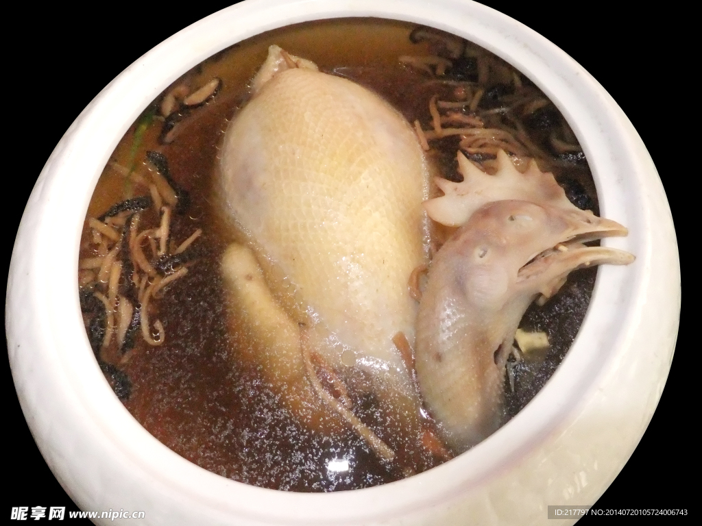 山珍炖鸡汤